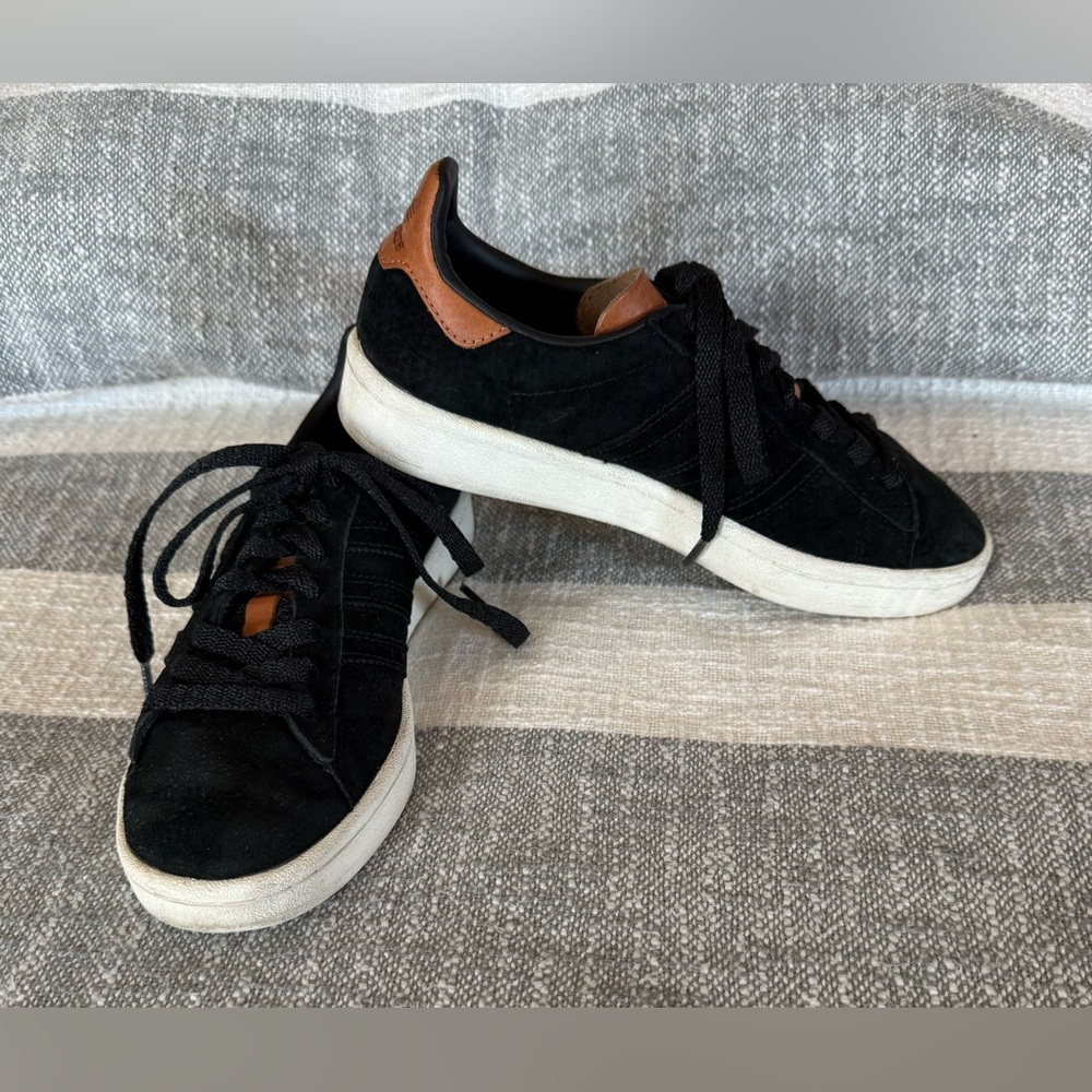 Adidas Campus Black Suede and Brown Leather Lace Up
Women SZ 6 BB0030